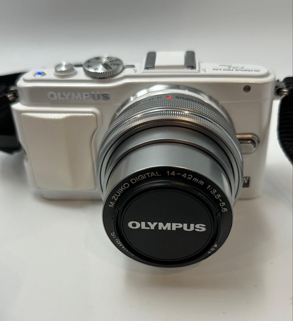 OLYMPUS OLYMPUS）のミラーレス「PEN Lite E-PL6」