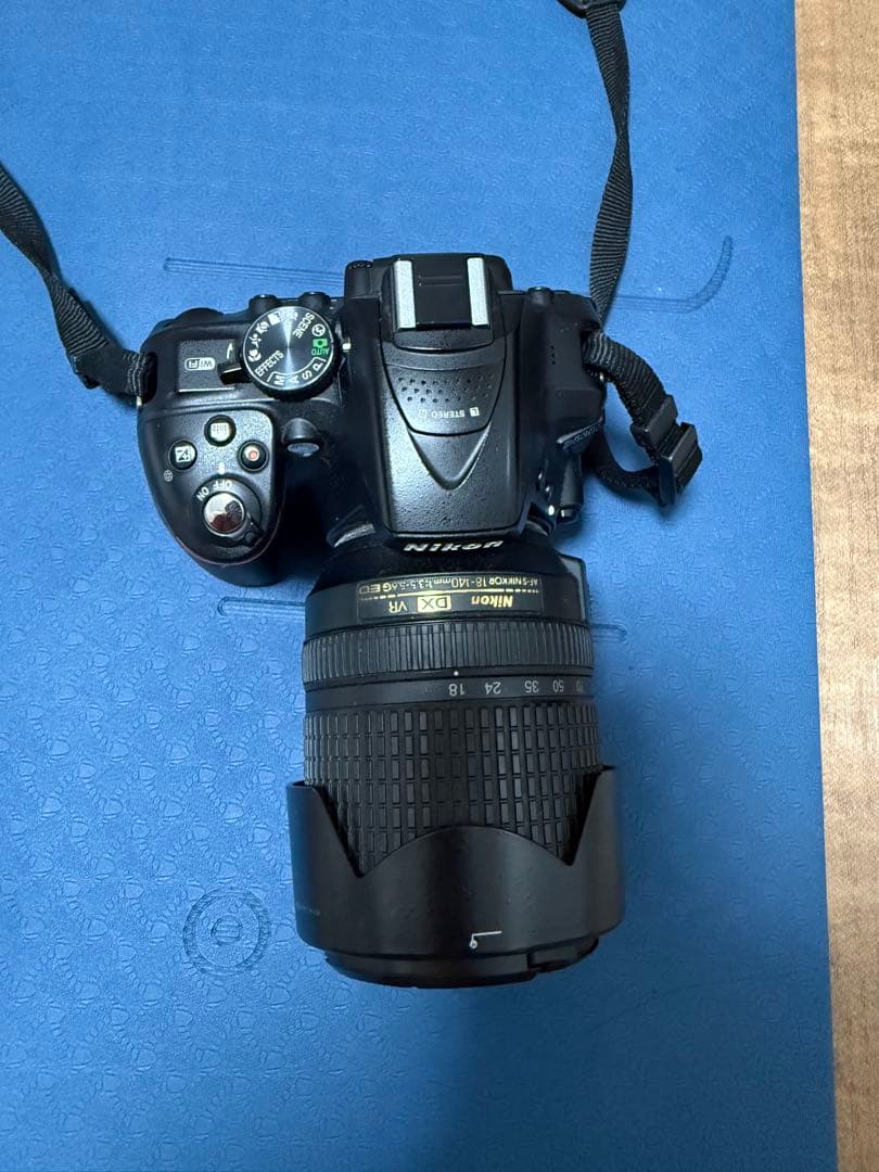 Nikon D5300 + 18-140mm レンズセット