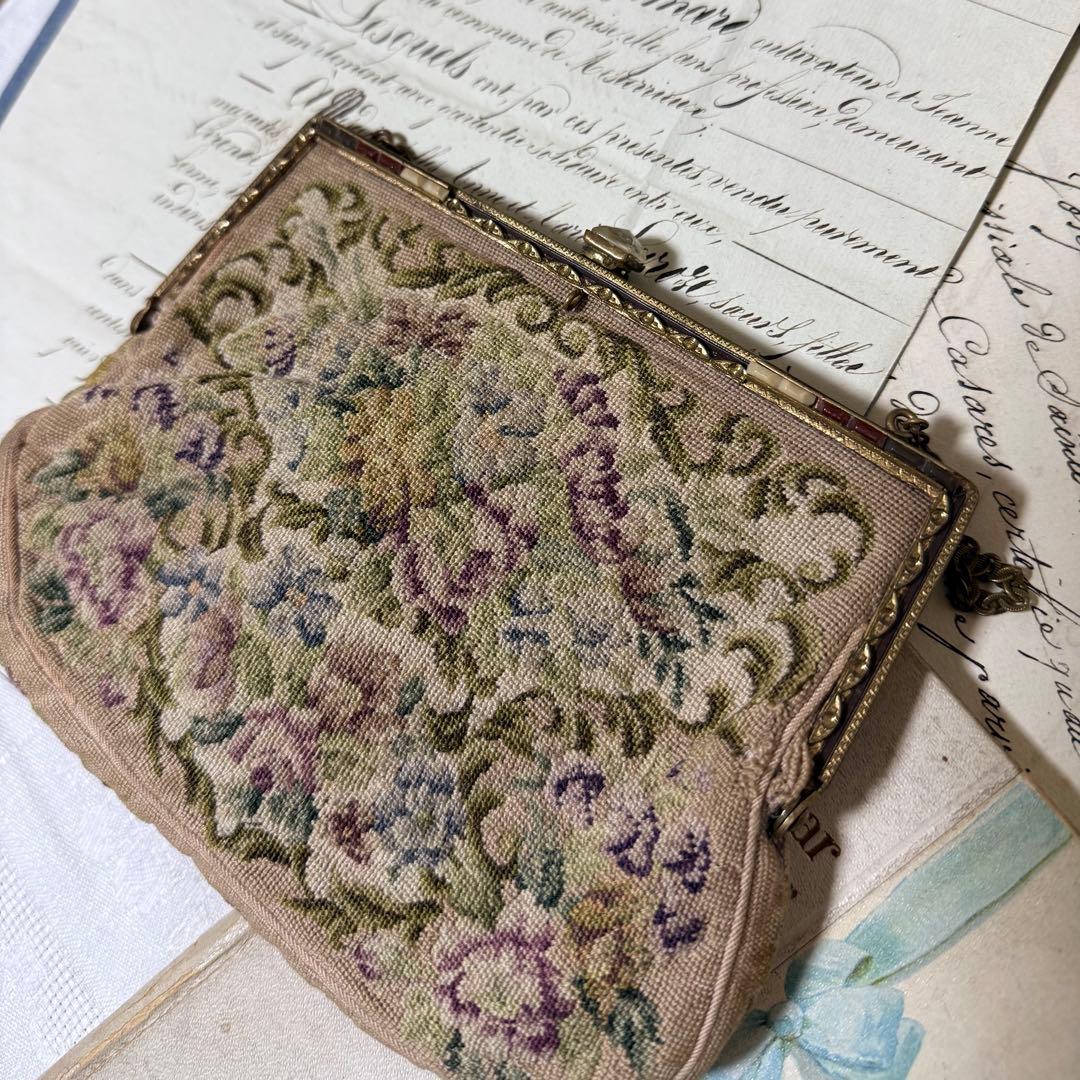 アンティーク　ヴィンテージ 花柄刺繍 クラッチバッグ　プチポワン　蚤の市
