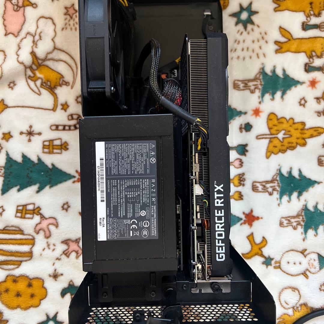 Nvidia GeForce RTX 3060 とRazer Box