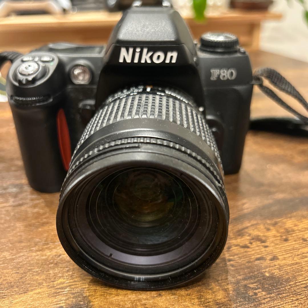 Nikon F80 フィルム一眼レフカメラ