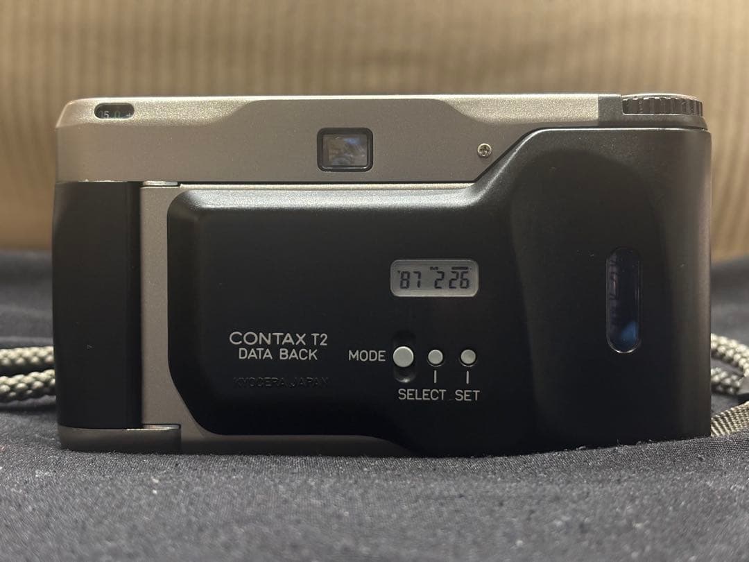 CONTAX T2 シルバー コンパクトフィルムカメラ