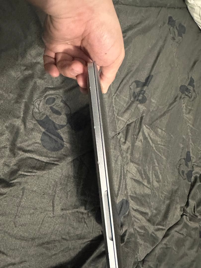 MacBook Pro M1 512G 13インチ本体
