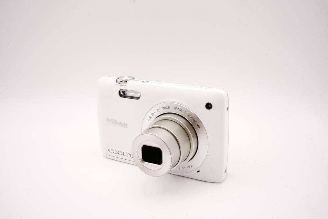 【ほぼ新品・箱付き】ニコン Nikon COOLPIX S4300