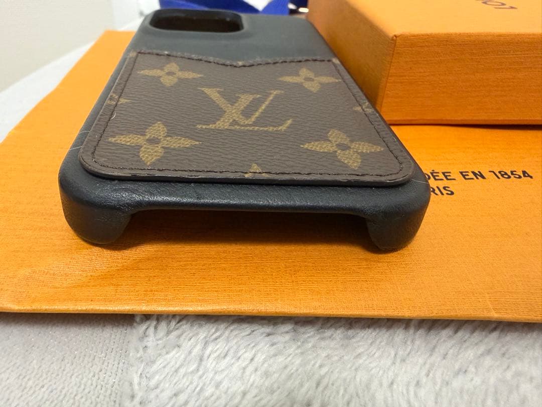 ルイヴィトン　バンパー　iPhone 13 Pro