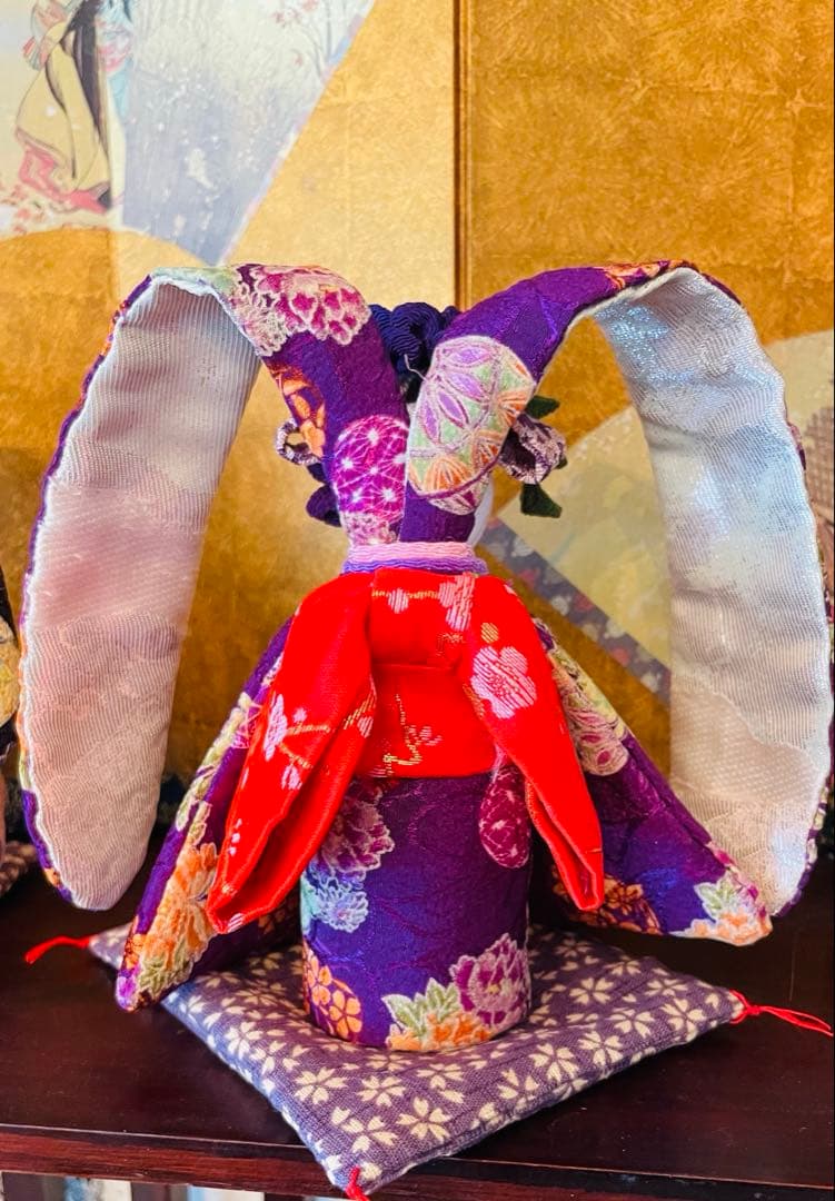 ねこのこになります！おばあちゃんのハンドメイド　着物うさぎ人形ペアセット