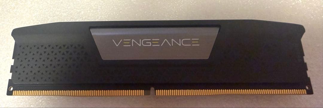 CORSAIR VENGEANCE 16GB DDR5 5200MHz 1枚