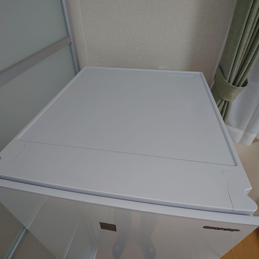 シャープ　冷蔵庫　SJ-18E8-KW　2021年製