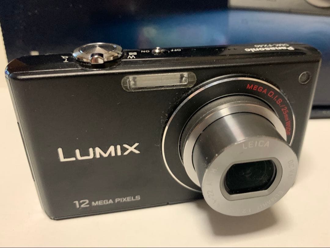 パナソニック　デジカメ　LUMIX DMC-FX40 ブラック