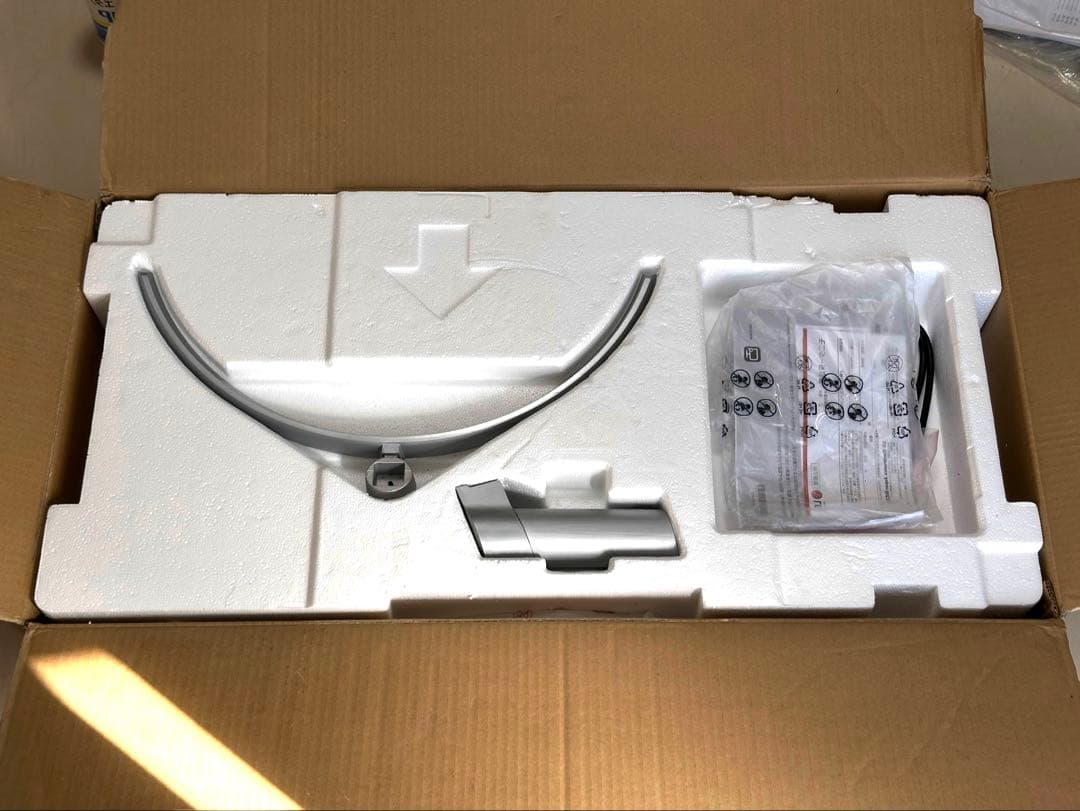 LG29WQ600-W 29インチ平面ウルトラワイド(2560×1080) 美品