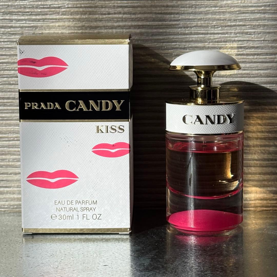 【土日限定値下げ中】PRADA CANDY KISS 30ml