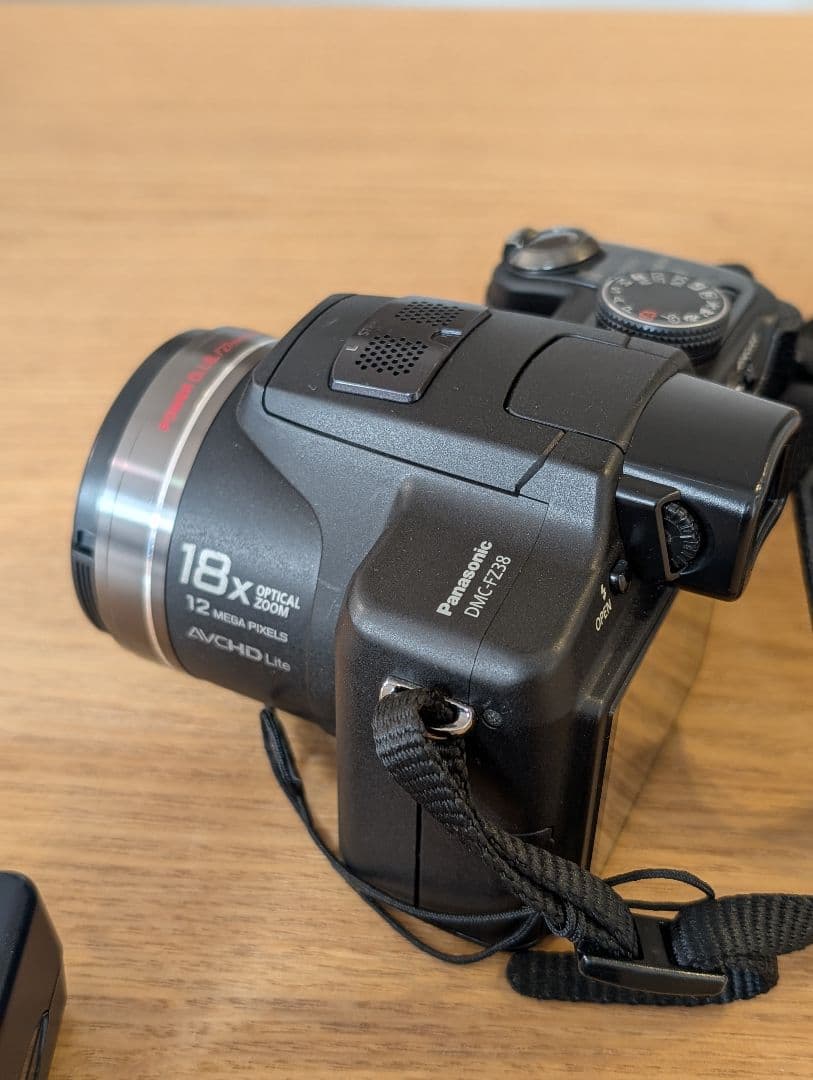 LUMIX DMC-FZ38 デジタルカメラ