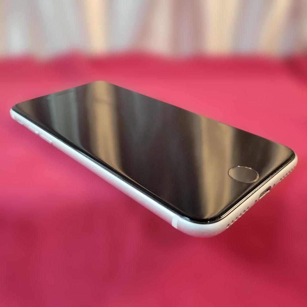 iPhone SE (第2世代) 64GB ホワイト シム解除済み動作品