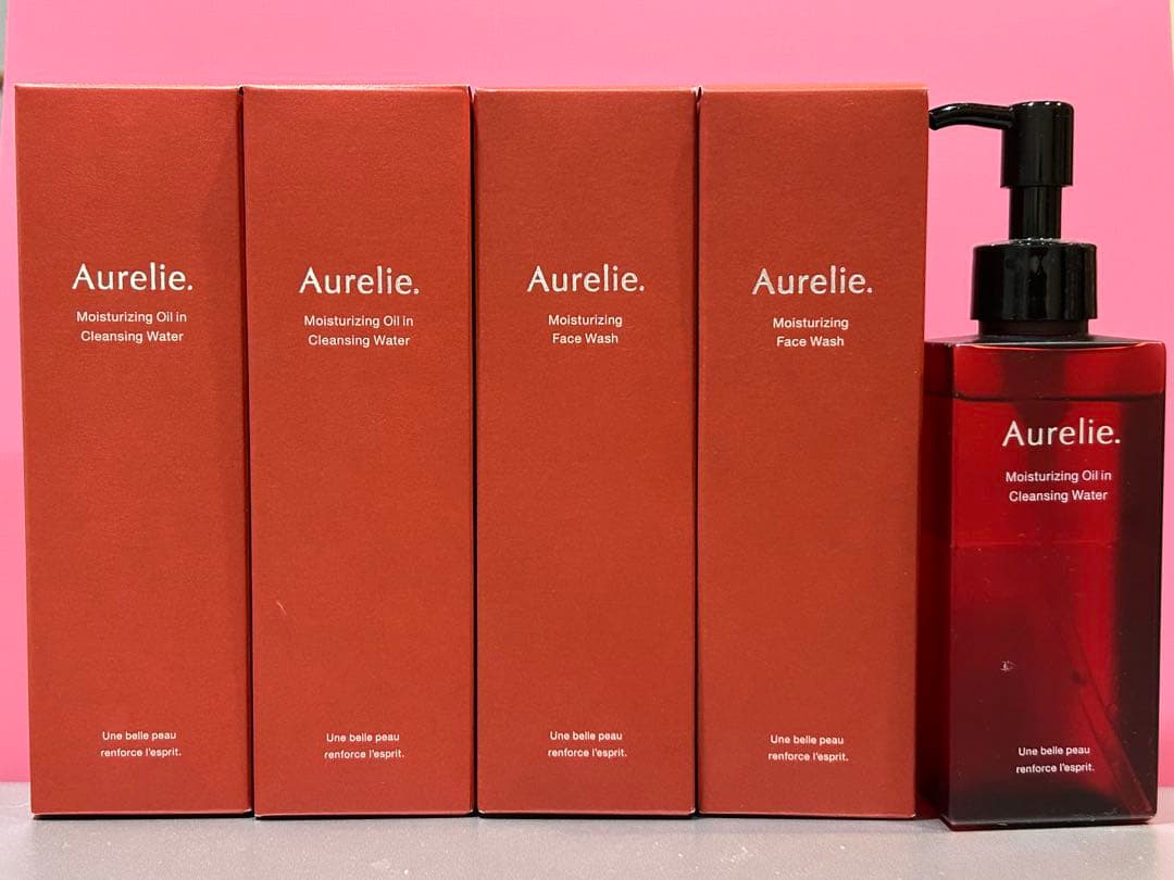 Aurelie 保湿オイルクレンジングウォーターとモイストフェイスウォッシュ