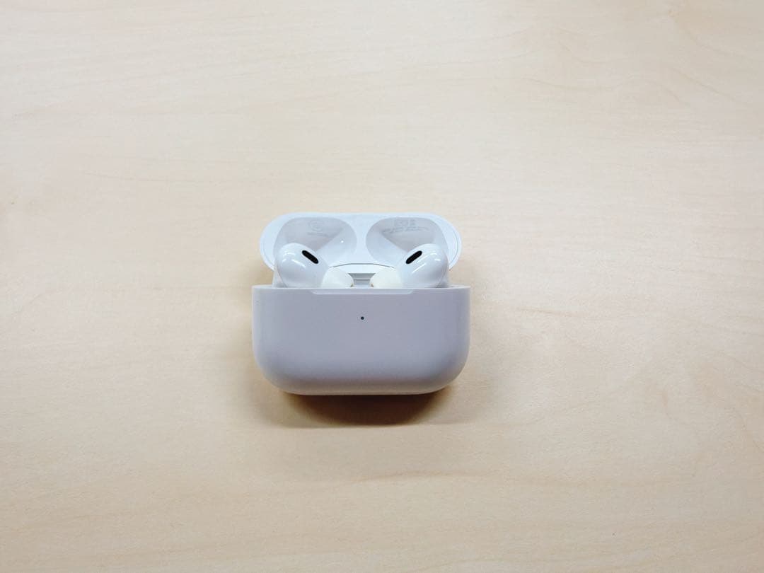 AirPods Pro 2 本体 ホワイト 充電ケース付き