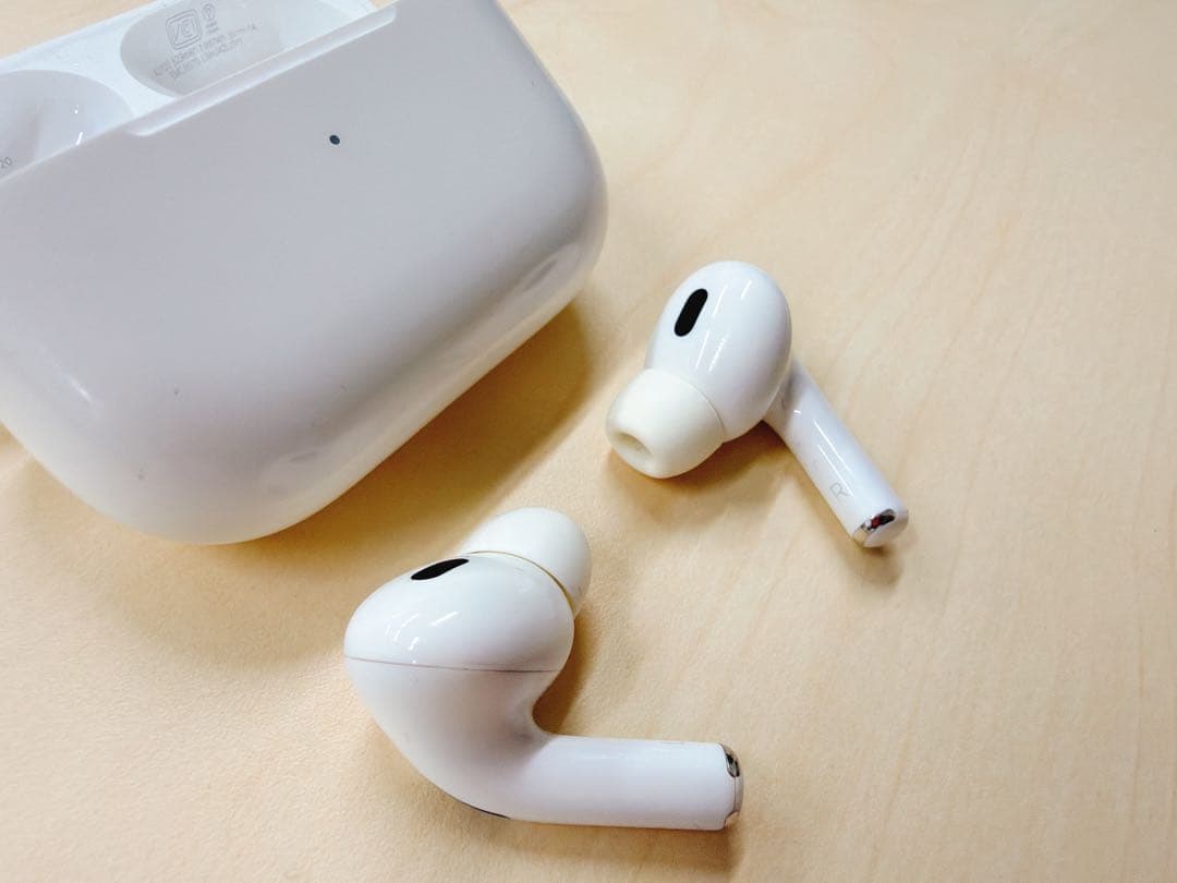 AirPods Pro 2 本体 ホワイト 充電ケース付き