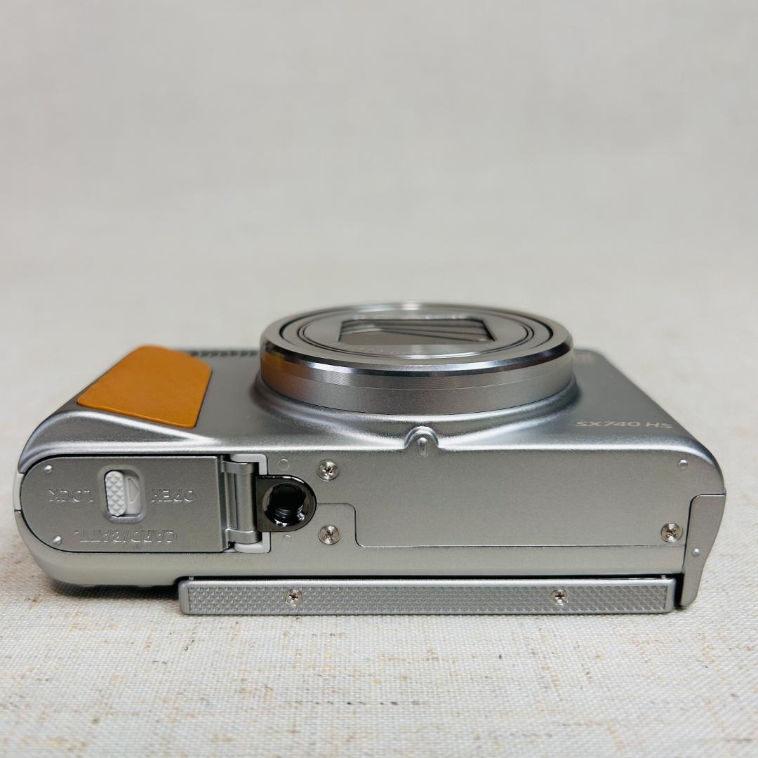 Canon デジタルカメラ PowerShot SX740 HS シルバー