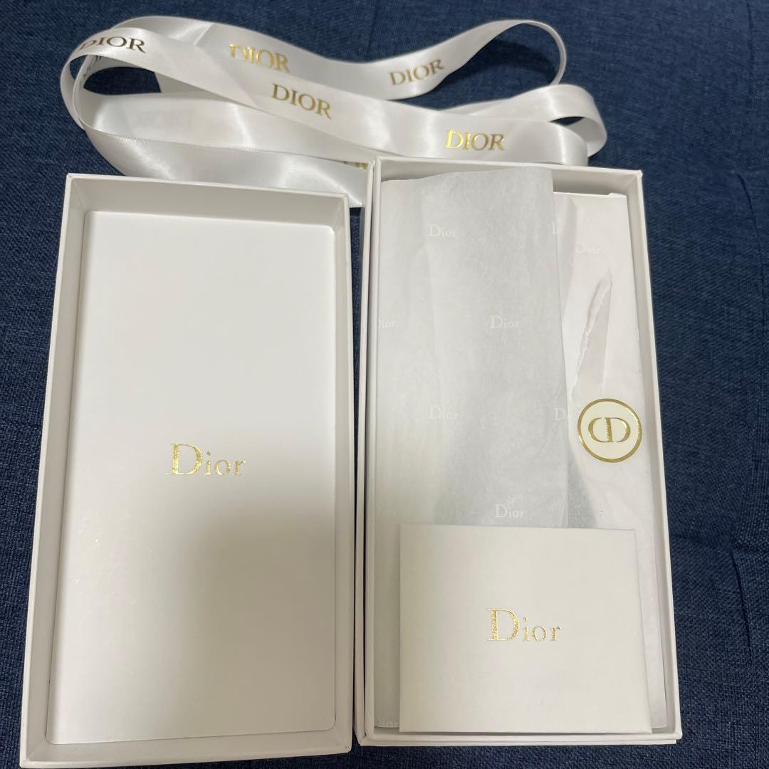 ジャドールロー エッセンスドゥパルファン40ml