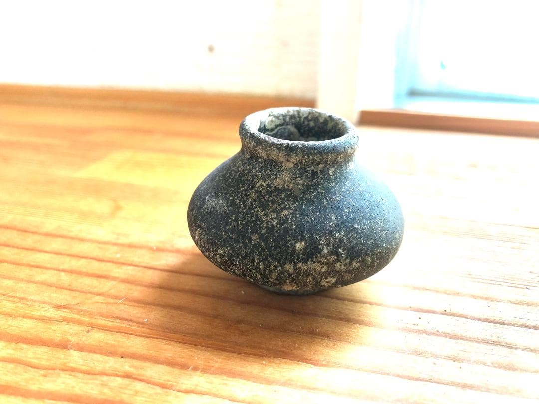 【タイ・骨董・出土品】宋胡録（スンコロク）黒釉 小壺（1301年~1600年）