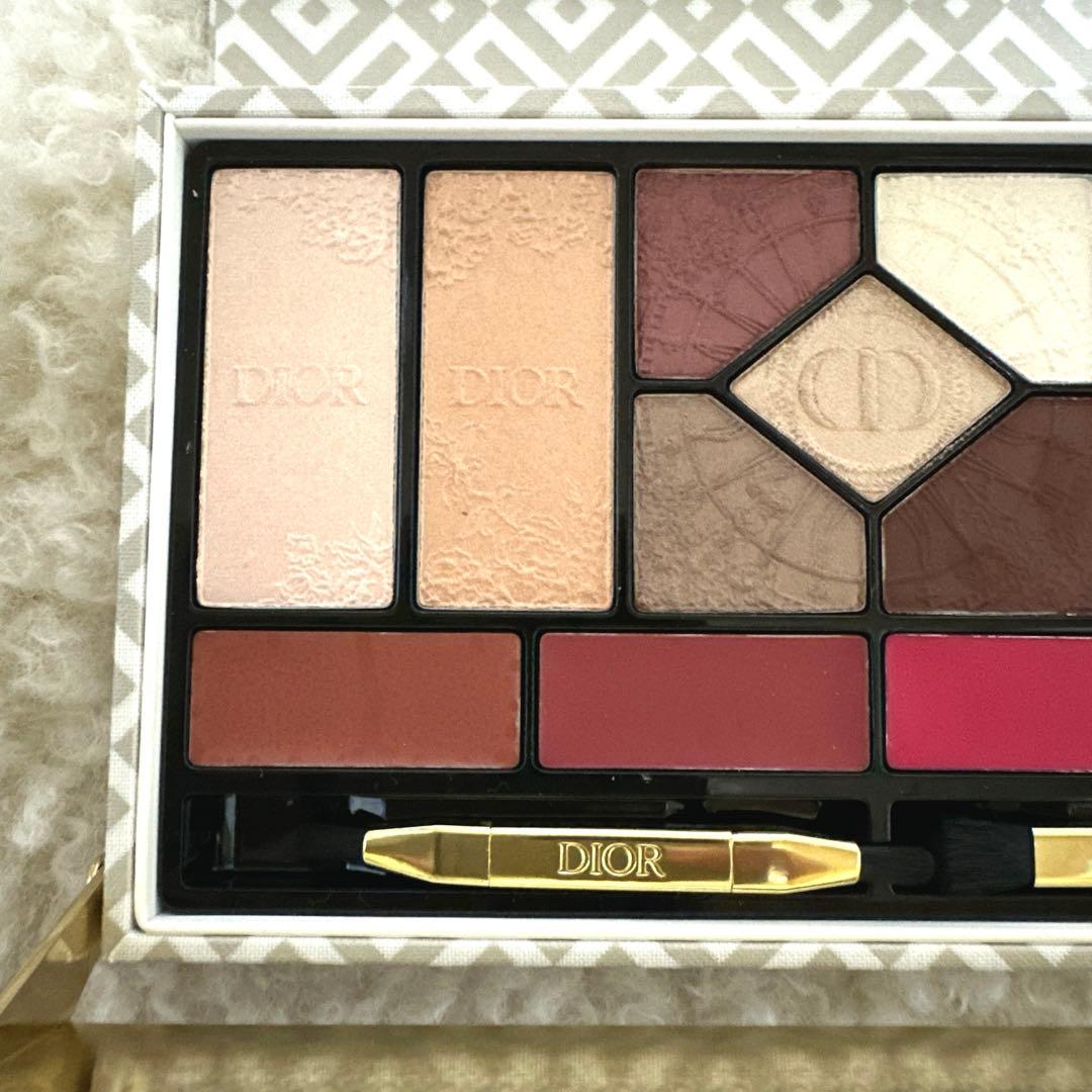 DIOR エクランクチュール マルチユースパレット クリスマスコフレ2024