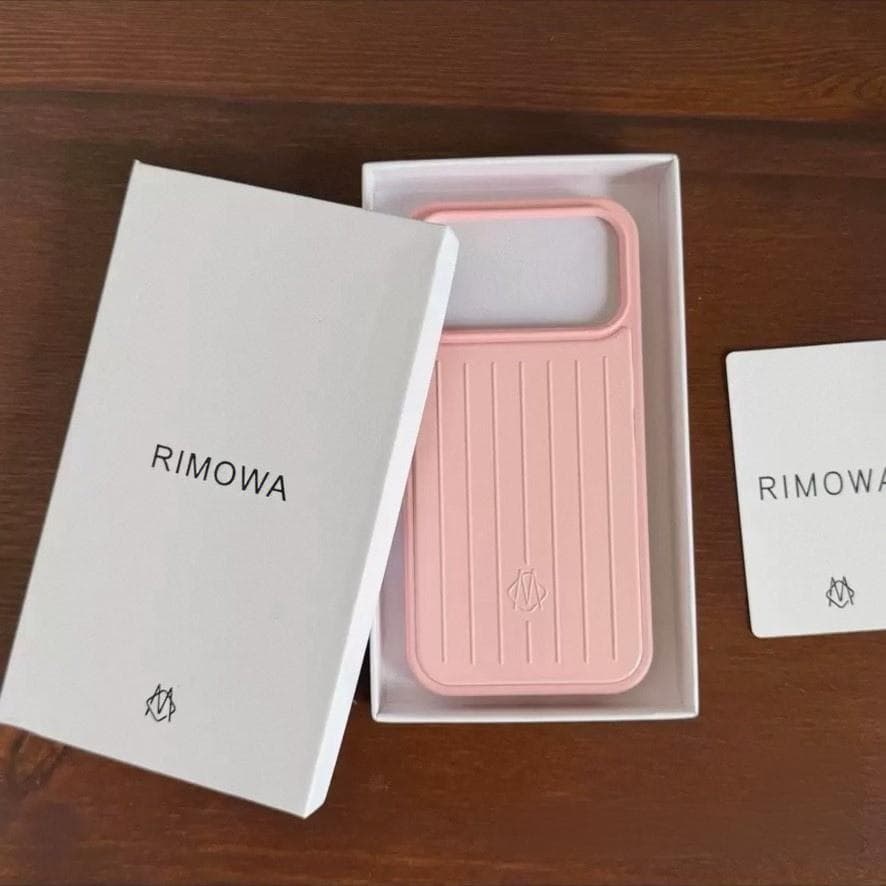 RIMOWA ピンク ストライプ iPhone17Proケースイヤレス充電が可能