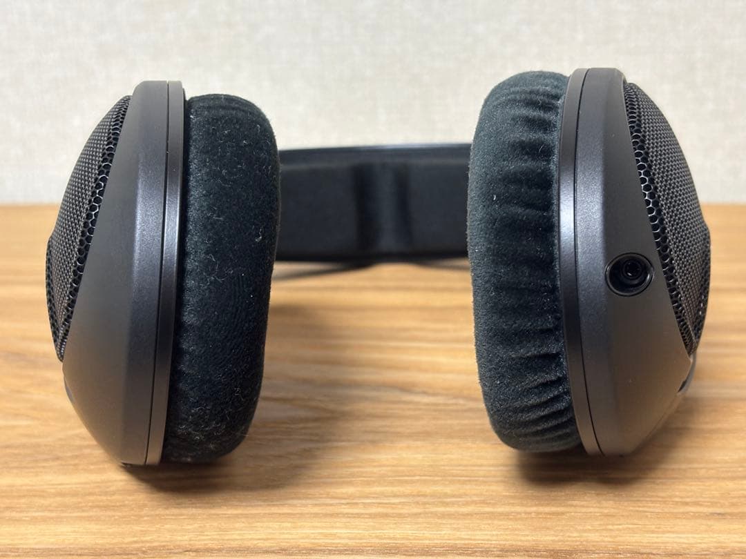 ヘッドホン SENNHEISER HD 560S