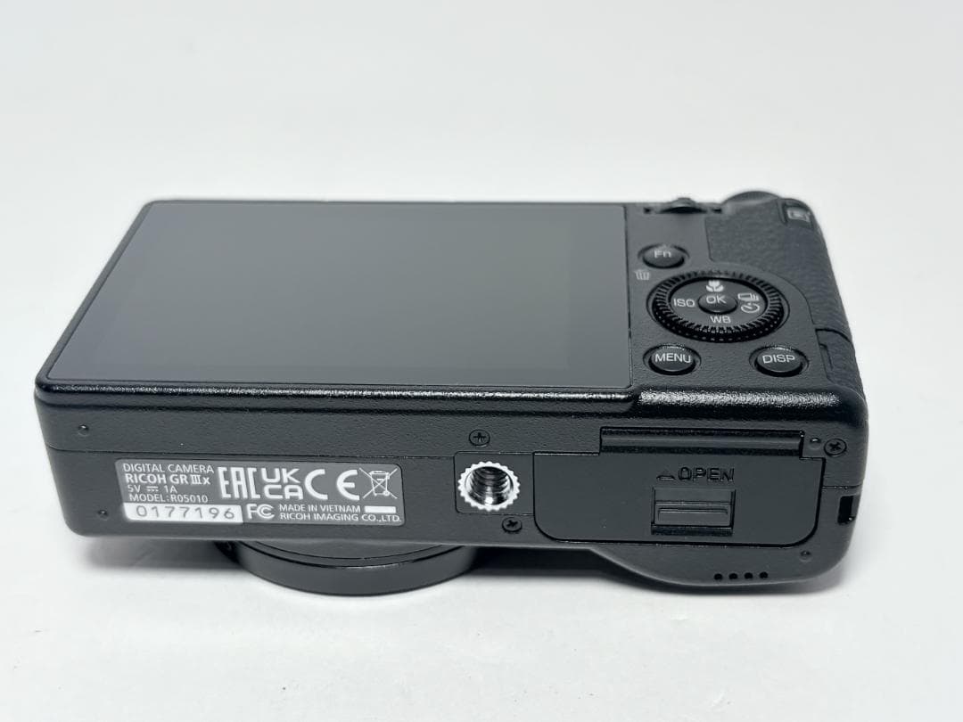 僅か101ショット 元箱付き リコー GR IIIx
