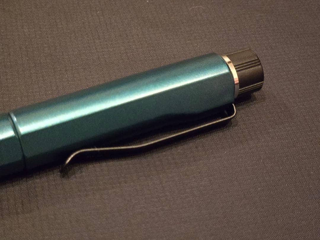 KURUTOGA DIVE クルトガダイブ　デンスグリーン0.5mm　美品