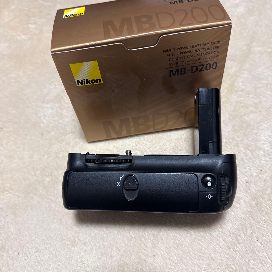 Nikon MB-D200 バッテリーグリップ