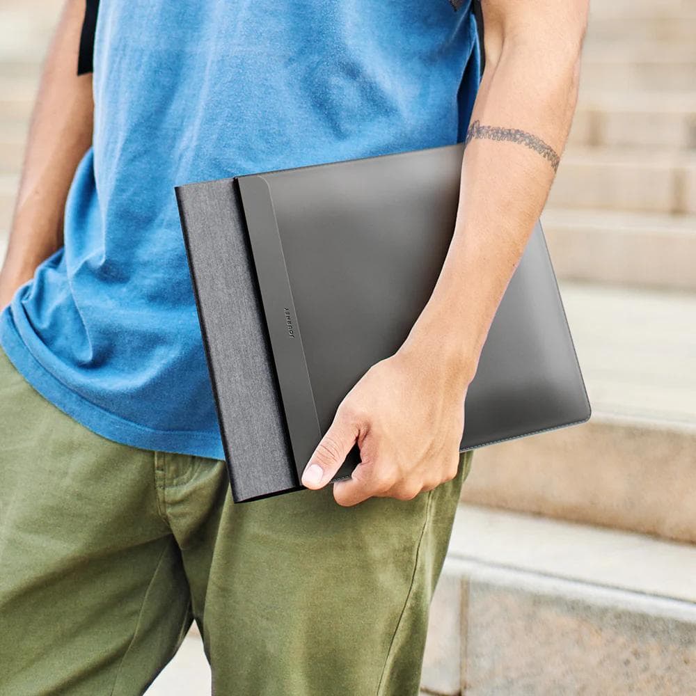 JOURNEY NEXA 4-in-1 PCスリーブ ワイヤレス充電機能