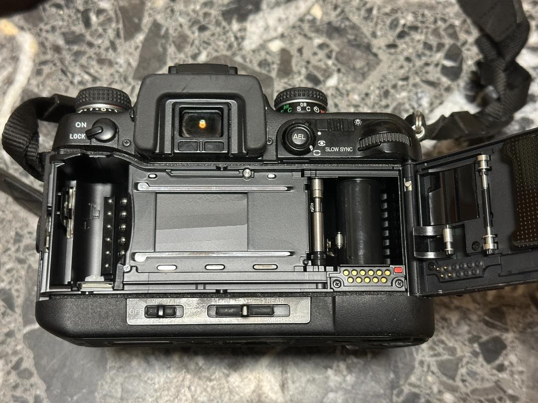 【美品】MINOLTA α-9 フィルム一眼レフカメラ　レンズ付き
