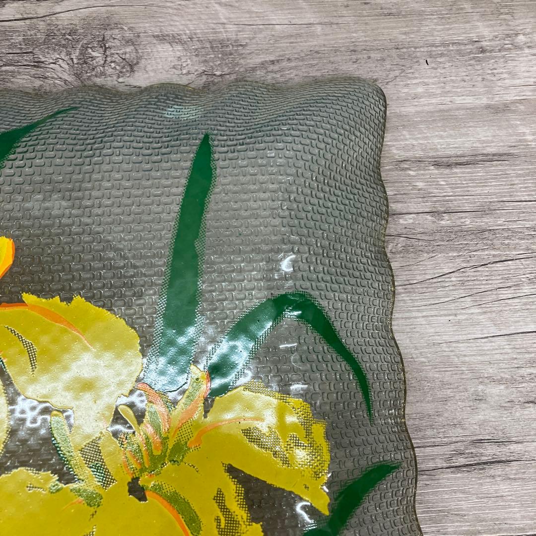 3F ガラスプレート ガラス皿 飾り皿 インテリア キッチン雑貨 食器 花