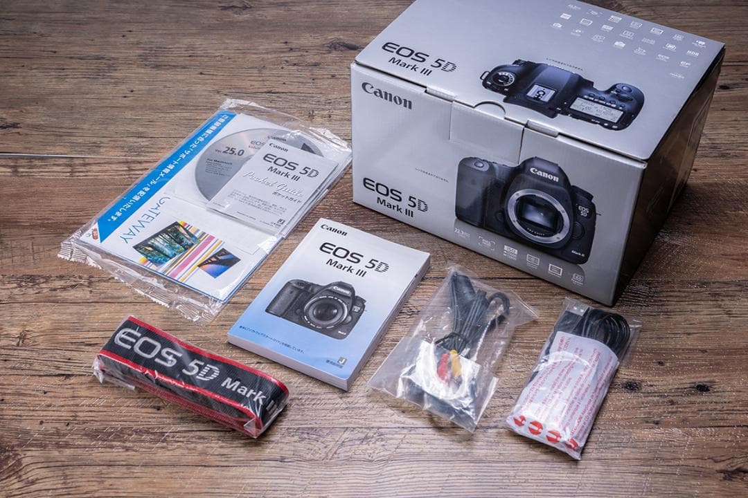 キヤノン EOS 5D MarkⅢ オプション多数！