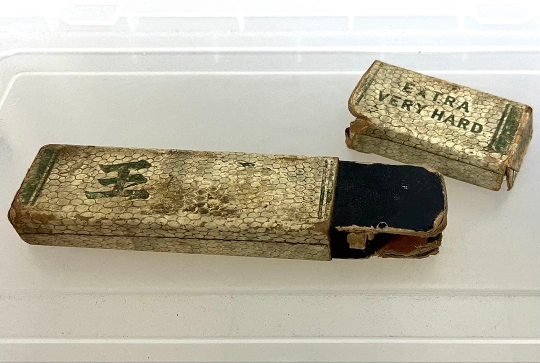 稀少 理美容用品☆床屋さんの古いカミソリ 西洋剃刀 '66 王座