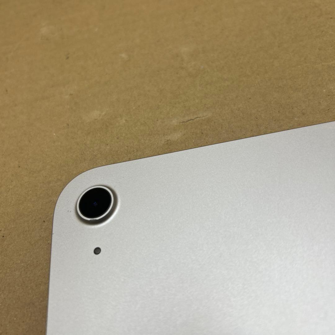 ジャンク　iPad 2022 (第10世代) Wi-Fi 256GB シルバー