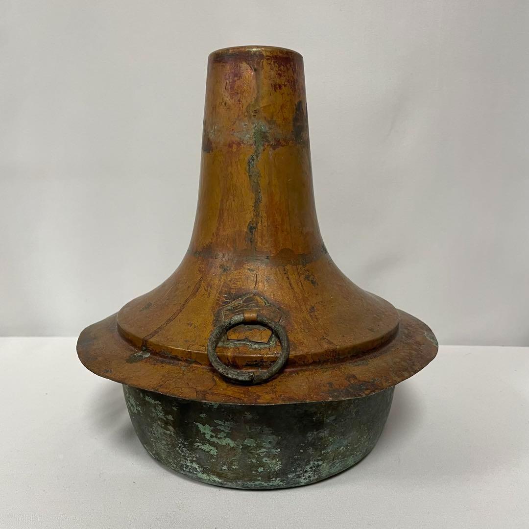古い銅製円錐形装飾品
