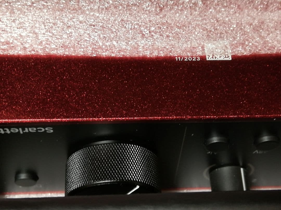 Focusrite Scarlett Solo USBオーディオインターフェース