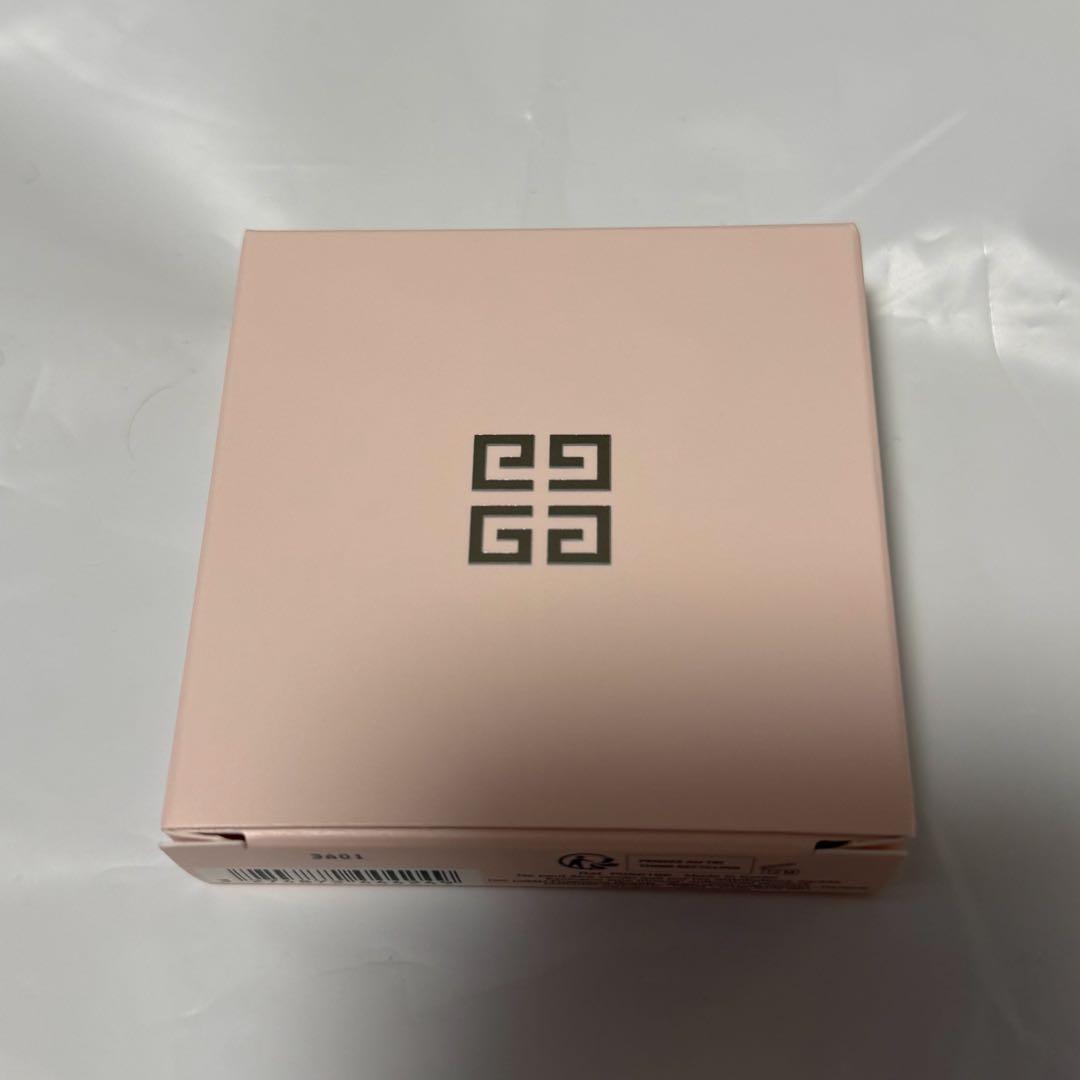 化粧下地 GIVENCHY