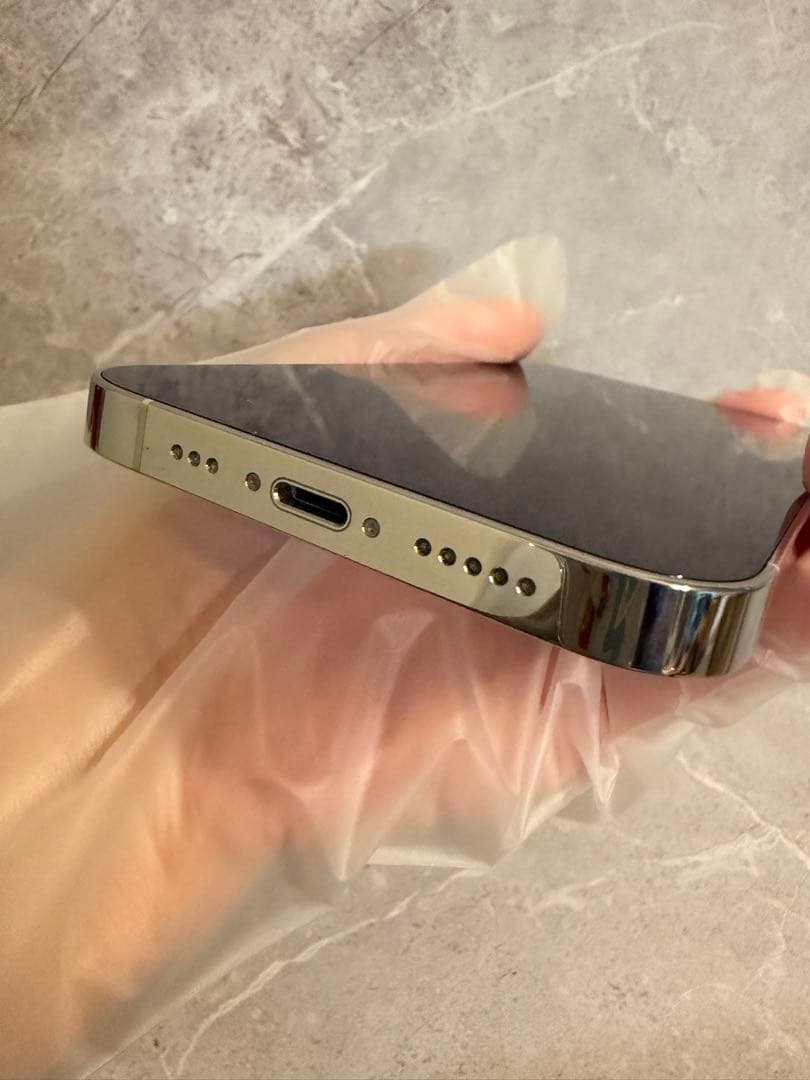 【美品】iPhone13pro 512GB シルバー SIMフリー 付属品あり