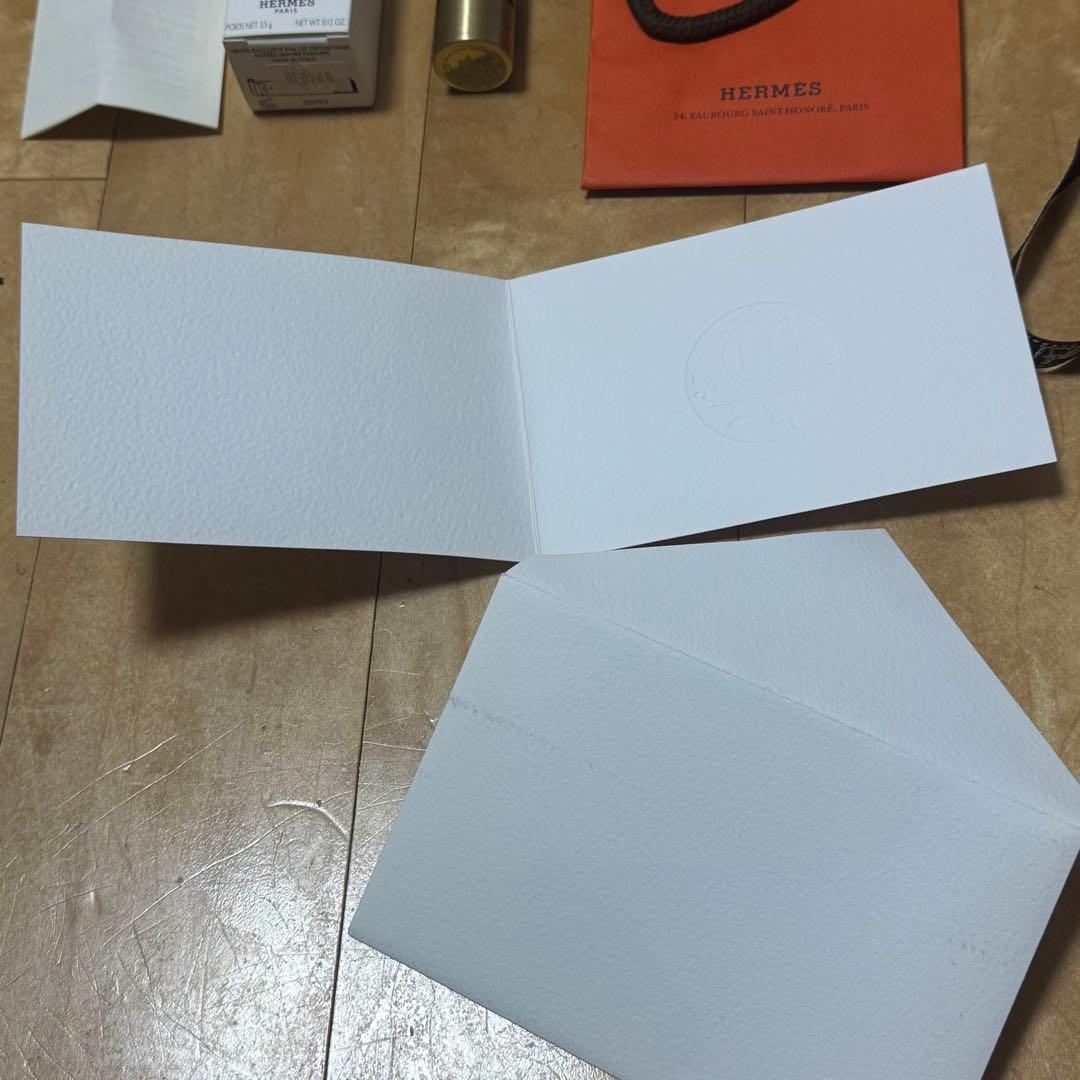 【新品未使用】HERMES 口紅 17 ベージュ・エルブイ