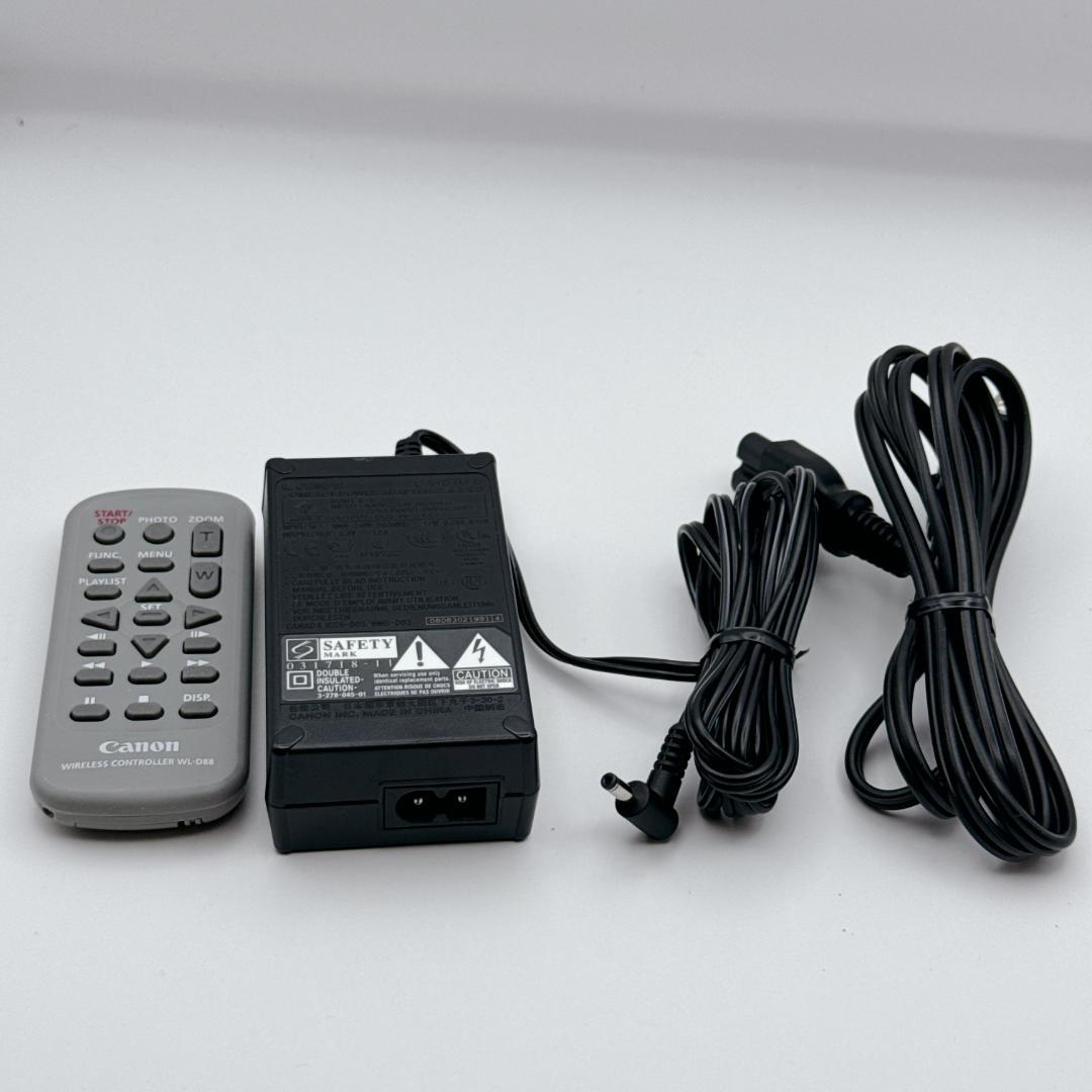【美品】Canon キヤノン デジタルビデオカメラ iVIS HF11 32GB