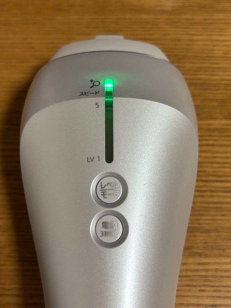 Panasonic パナソニック 光エステ　ES-CWP82 付属品付き