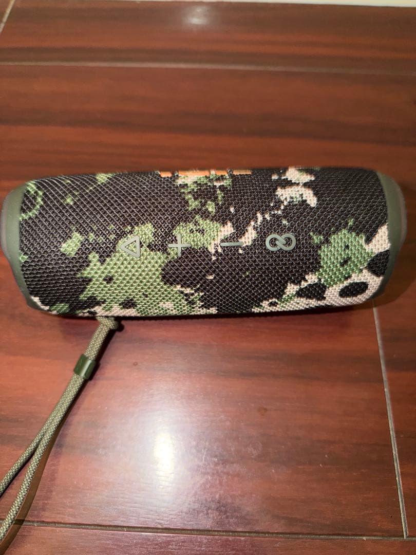 JBL FLIP 6 ワイヤレススピーカーUSBケーブル付き