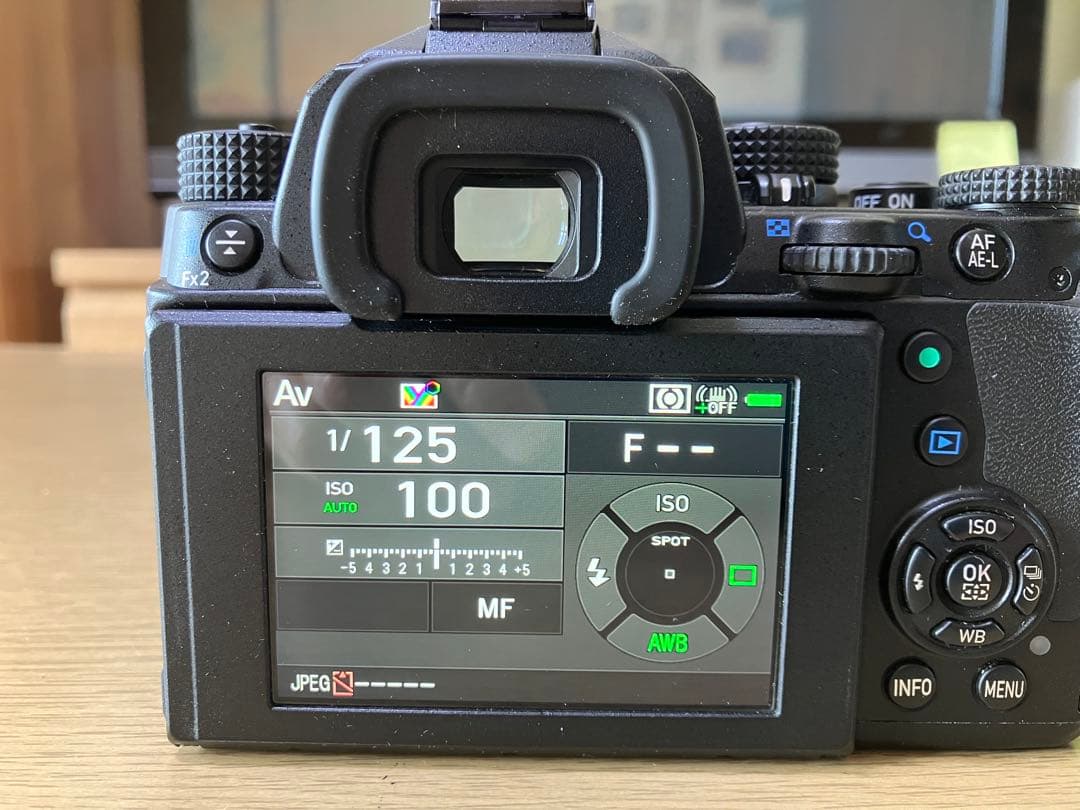 ♪美品♪ ペンタックス PENTAX KP レンズキット 18-135mm