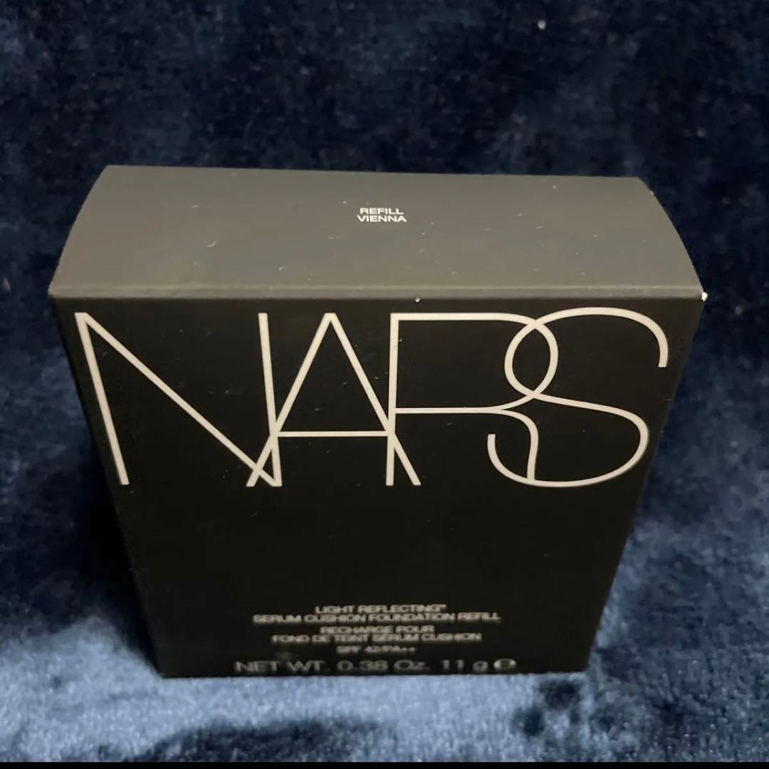 NARS ライトリフレクティングセラムクッションファンデーション VIENNA