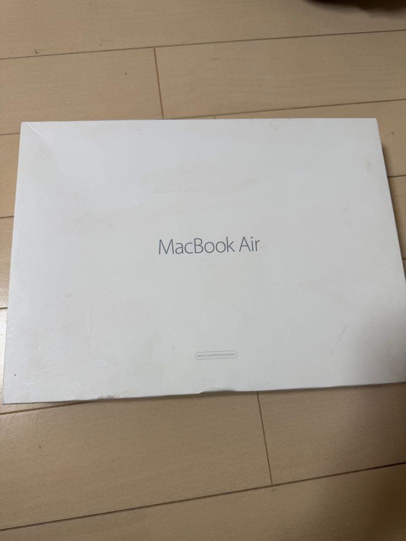 MacBook本体 Apple MacBook Air 13-inch, Early 2015