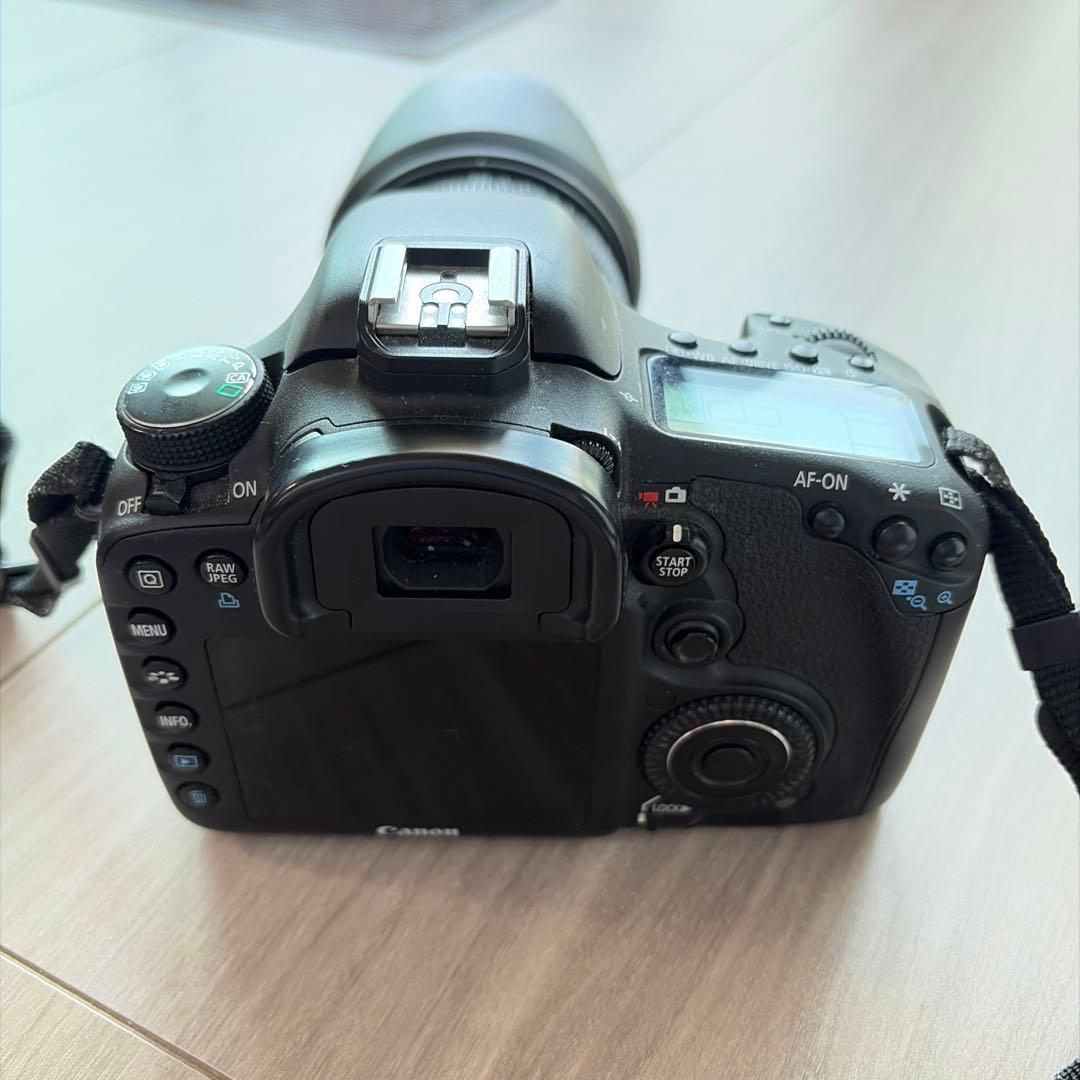 Canon EOS 7D デジタル一眼レフカメラ