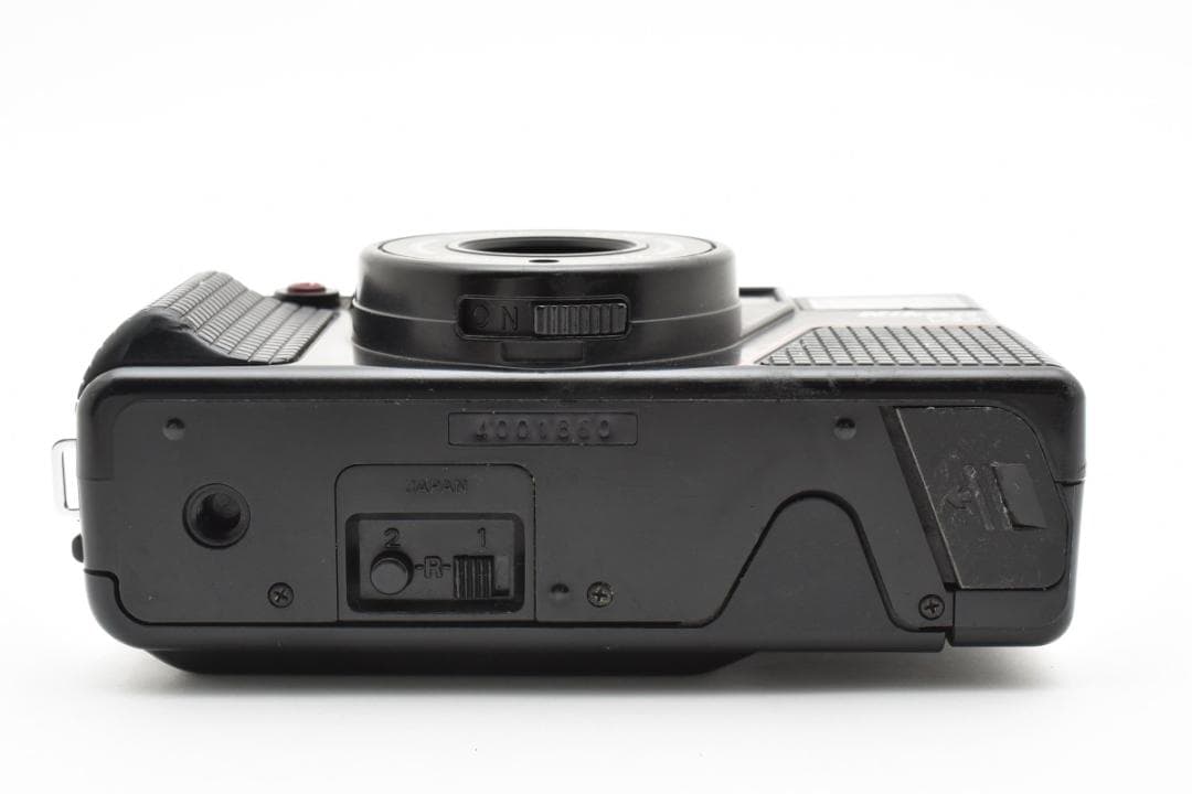 【人気のニューピカイチ】 ニコン L35AD2 35mm F2.8フィルムカメラ