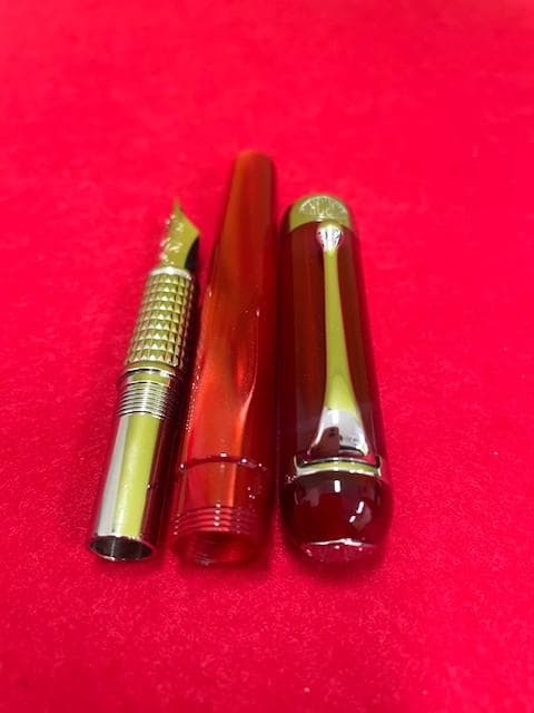未使用品 AURORA アウロラ万年筆 アルファレッド 14k EF 即日配送