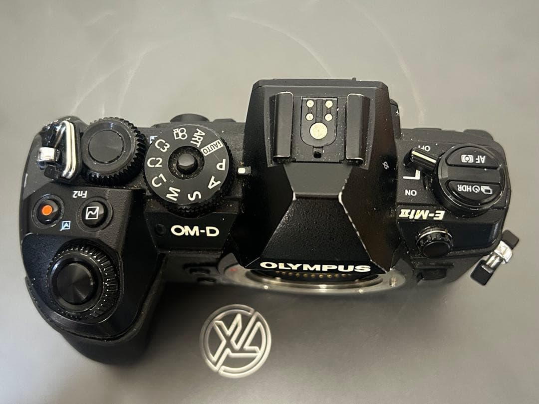 OLYMPUS OM-D E-M1markIIミラーレス一眼カメラ